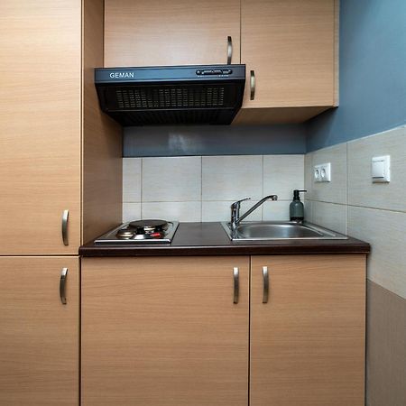 Ideally Located Apartment In Central Atenas Exterior foto